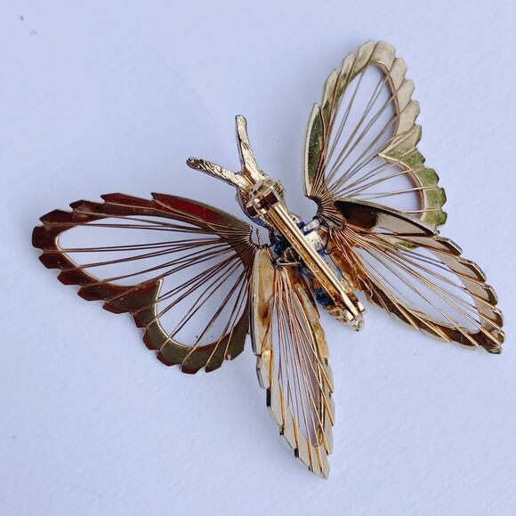 VTG Signed Monet Mid Century Articulated Butterfly Brooch Vintage Insect Pin - Picture 8 of 8